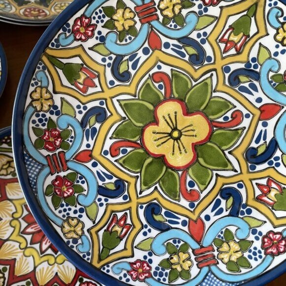 Pottery Barn Talavera SET of 4 Melamine Salad/Appetizer Plates Multicolor Floral - Picture 7 of 13